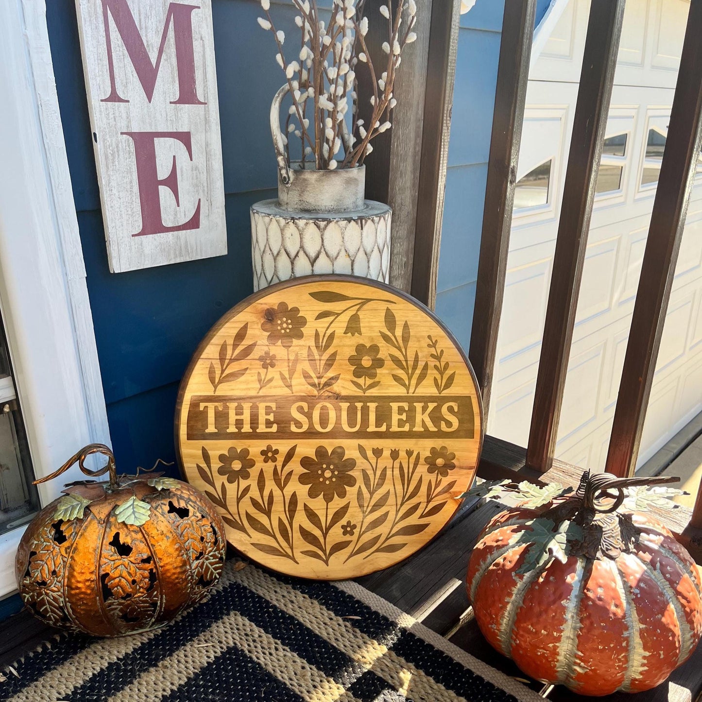 Personalized Wood Name Sign – Custom Stained Round Last Name Flower Girly Fall Retro | Handcrafted Last Name Wall Art | Rounds by Rachel