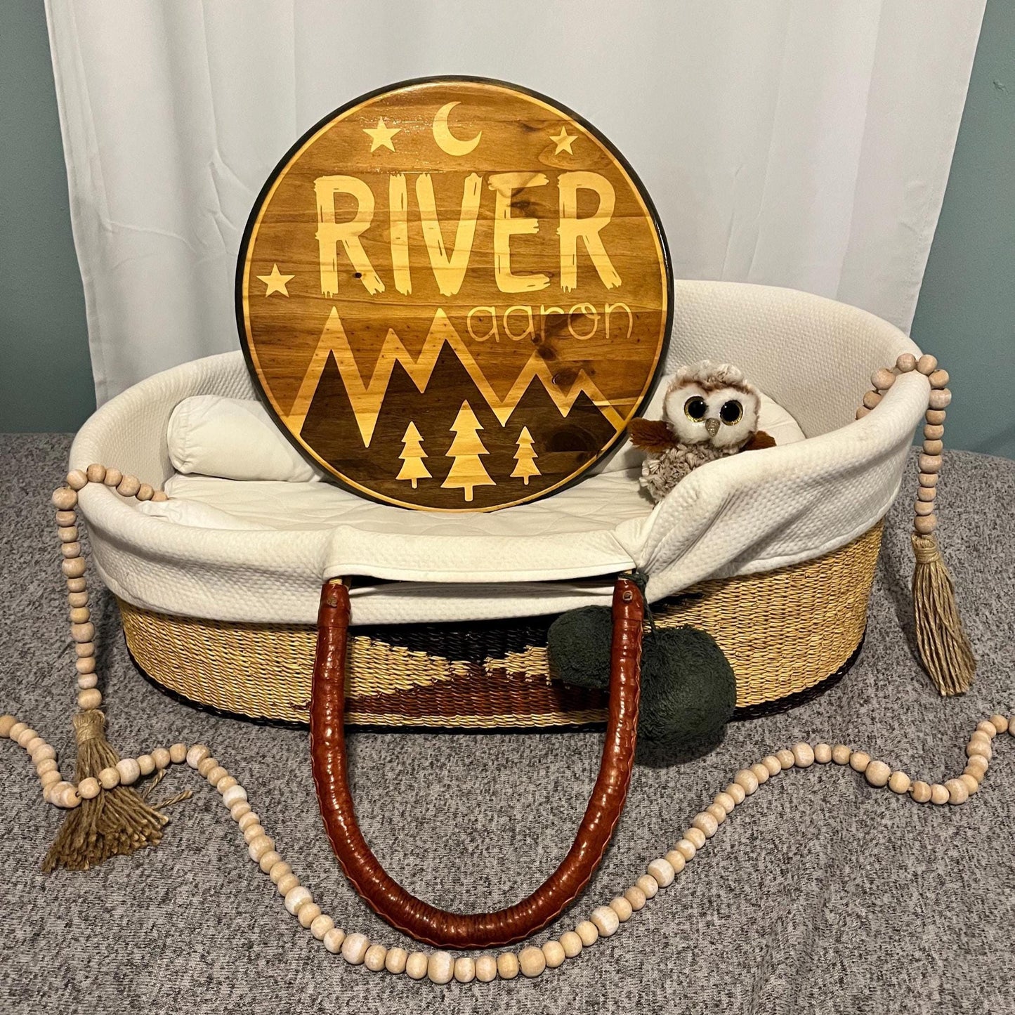 Personalized Wood Name Sign: Handcrafted Mountain Nursery Decor